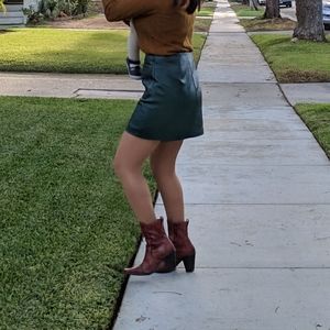 Faux leather mini skirt